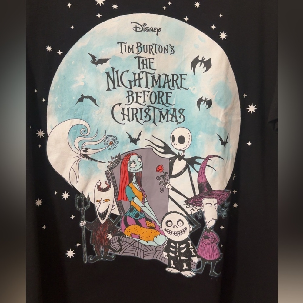 Disney Black T-Shirt with Nightmare Before Christmas Design - Picture 8 of 9
